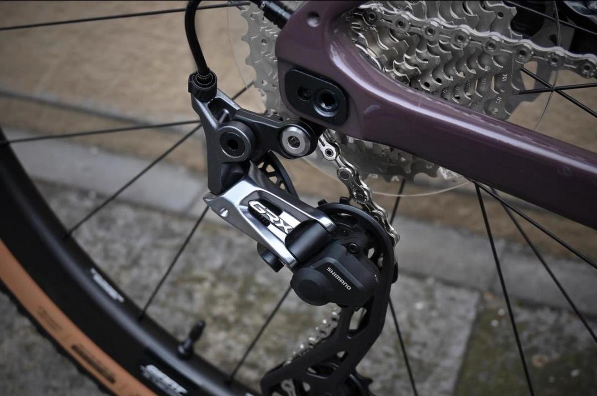 Revolt ADV0 砾石公路车 融合越野与速度的尖端选择